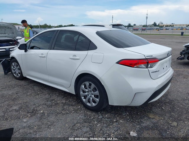 Toyota COROLLA LE 2021 JTDEPMAE9MJ181179 Image 3