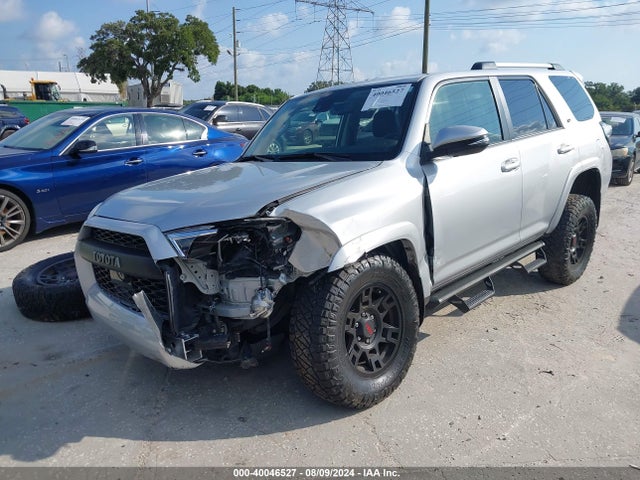 Toyota 4runner Sr5 Premium 2020 JTEZU5JR6L5227184 Image 2