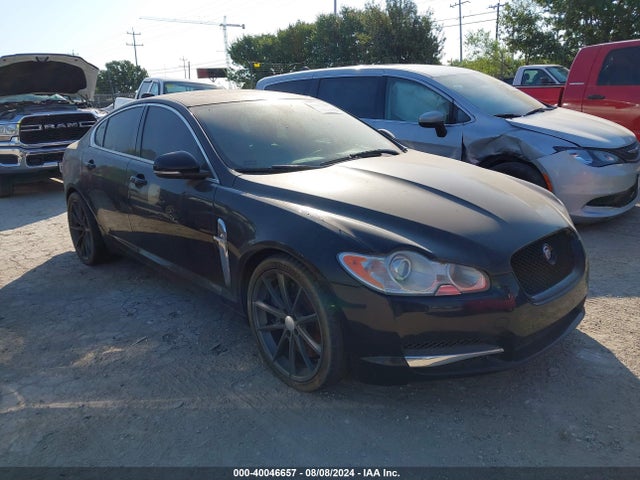 2010 JAGUAR XF SAJWA0HE3AMR70024 Photo 0