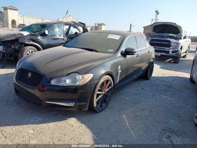 2010 JAGUAR XF SAJWA0HE3AMR70024 Photo 1