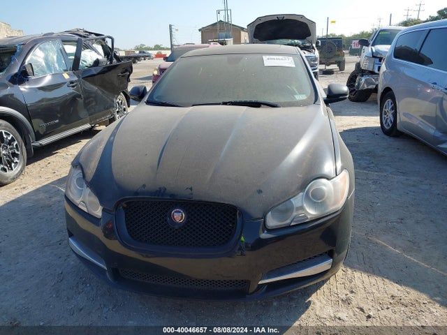 2010 JAGUAR XF SAJWA0HE3AMR70024 Photo 5