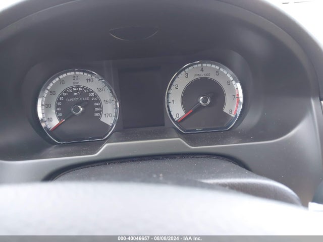 2010 JAGUAR XF SAJWA0HE3AMR70024 Photo 6