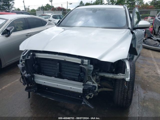 SADCJ2FX8KA365988 Jaguar F-pace 25t Premium
