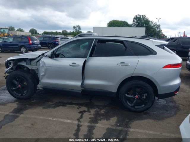 SADCJ2FX8KA365988 Jaguar F-pace 25t Premium