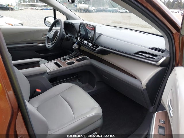 Toyota SIENNA XLE 2023 5TDYRKEC1PS148513 Image 5