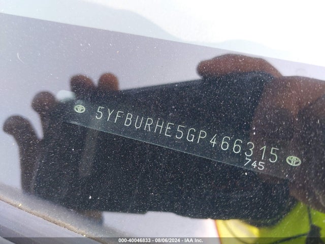 Toyota COROLLA LE 2016 5YFBURHE5GP466315 Image 9