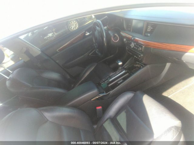 KNALC4J12H5093750 KIA Cadenza Premium