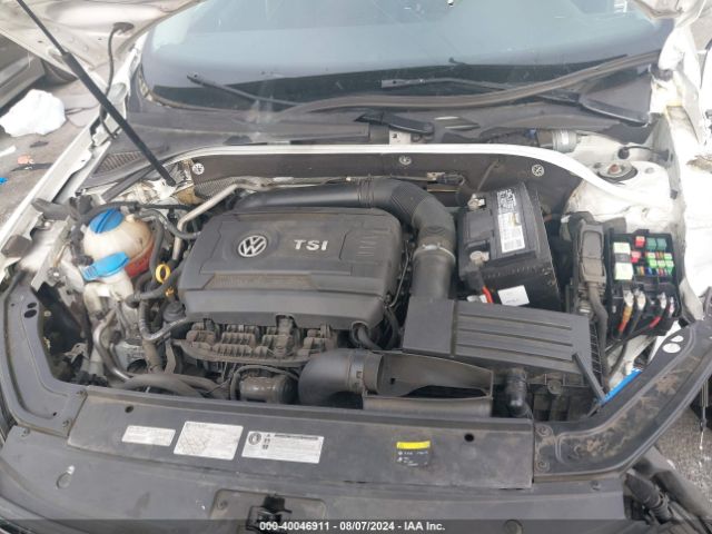 1VWAT7A36GC052218 Volkswagen Passat 1.8t S