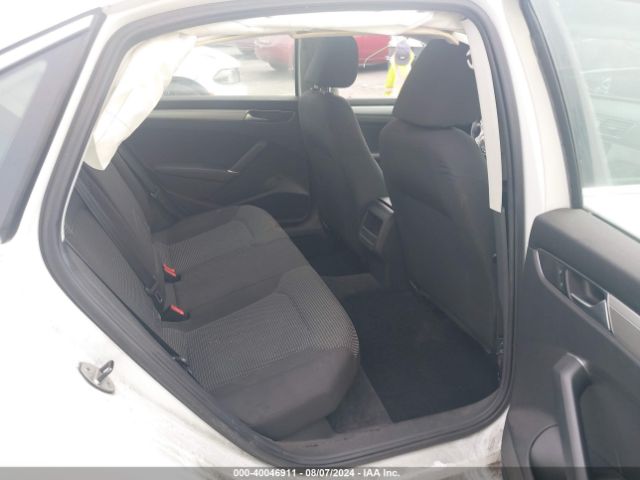 1VWAT7A36GC052218 Volkswagen Passat 1.8t S