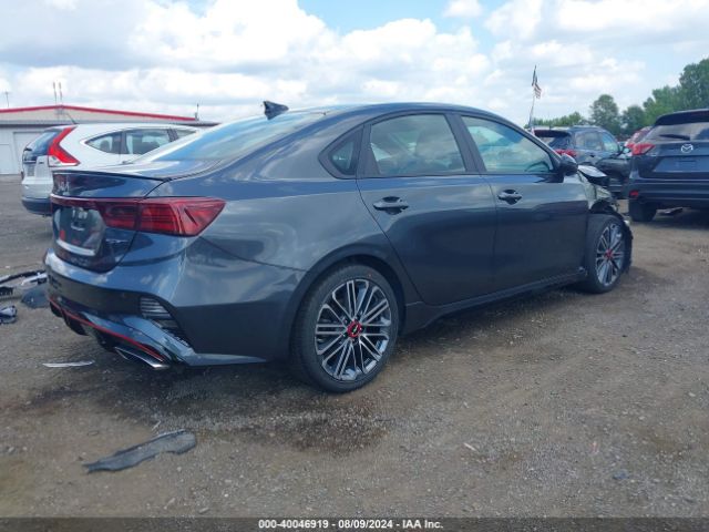 3KPF44AC1NE453881 KIA FORTE GT