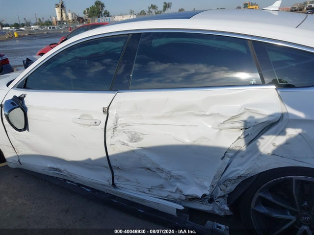 WAUB4CF53KA002692 Audi S5 3.0t Premium