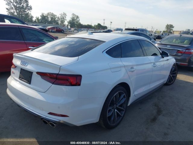 2019 AUDI S5 WAUB4CF53KA002692 Photo 3