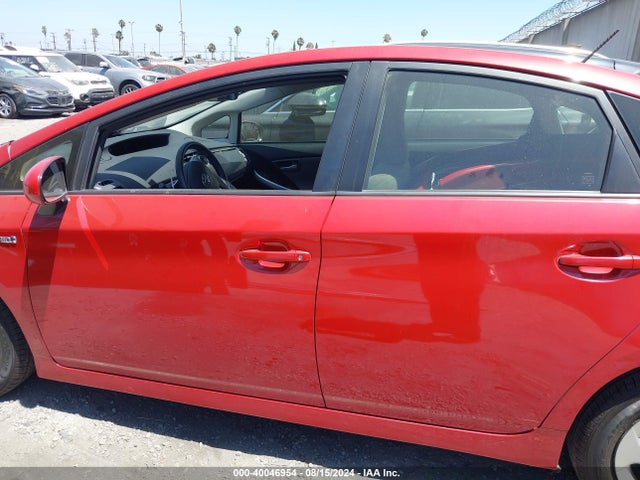 Toyota Prius Two 2015 JTDKN3DU8F0467183 Image 15