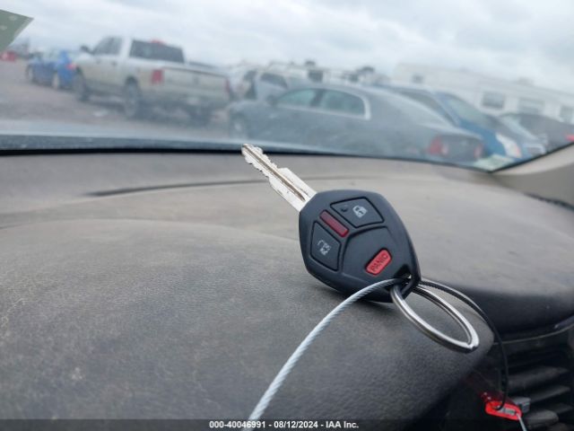 JA4AD2A38FZ002817 Mitsubishi Outlander Es