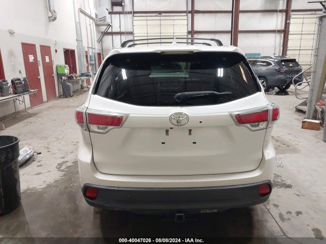 Toyota Highlander Xle V6 2016 5TDJKRFH2GS350723 Image 17
