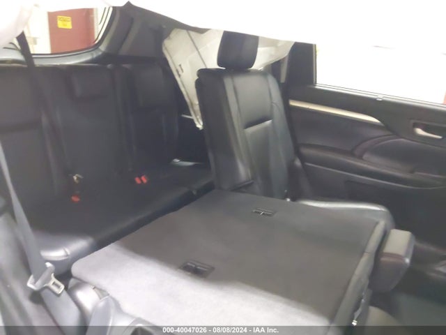 Toyota Highlander Xle V6 2016 5TDJKRFH2GS350723 Image 8