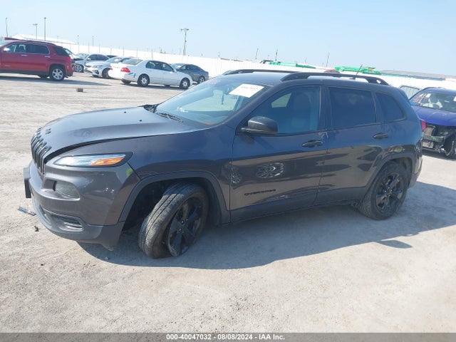 1C4PJMAS5HW598680 Jeep Cherokee Sport