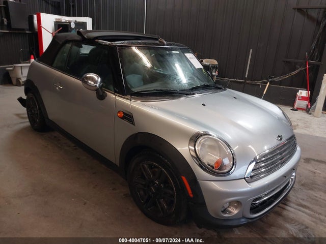 2011 MINI COOPER WMWZN3C59BT133310 Photo 0