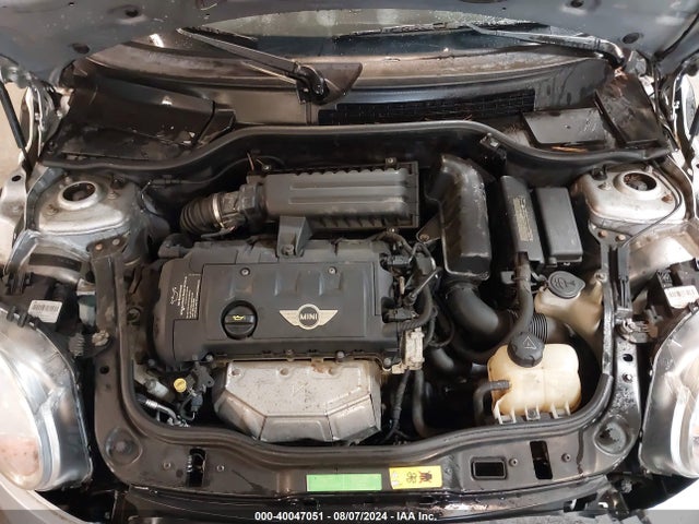 2011 MINI COOPER WMWZN3C59BT133310 Photo 9