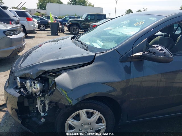 Chevrolet Sonic Ls Auto 2016 1G1JA5SH6G4142964 Image 18