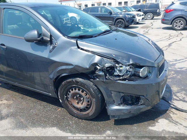 Chevrolet Sonic Ls Auto 2016 1G1JA5SH6G4142964 Image 19