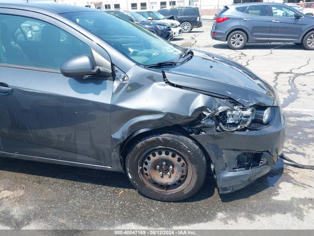 Chevrolet Sonic Ls Auto 2016 1G1JA5SH6G4142964 Image 20