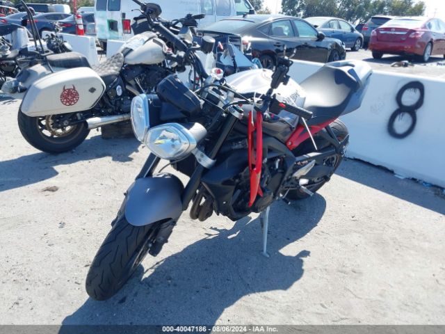 2016 TRIUMPH MOTORCYCLE STREET TRIPLE SMTL03NE4GT739322 Photo 1