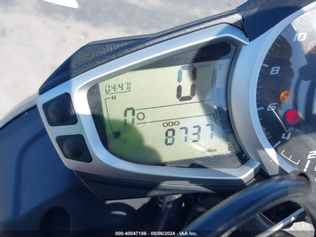 2016 TRIUMPH MOTORCYCLE STREET TRIPLE SMTL03NE4GT739322 Photo 6