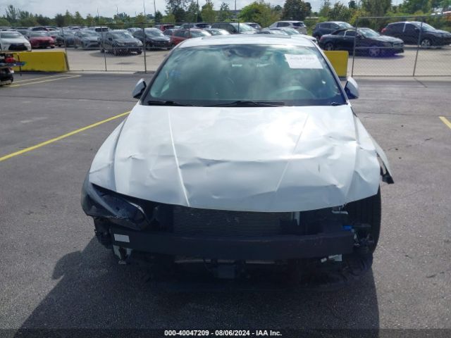 5NPLP4AG0MH011732 Hyundai Elantra Limited