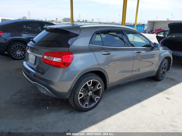WDCTG4EB6LJ651698 Mercedes-Benz GLA 250