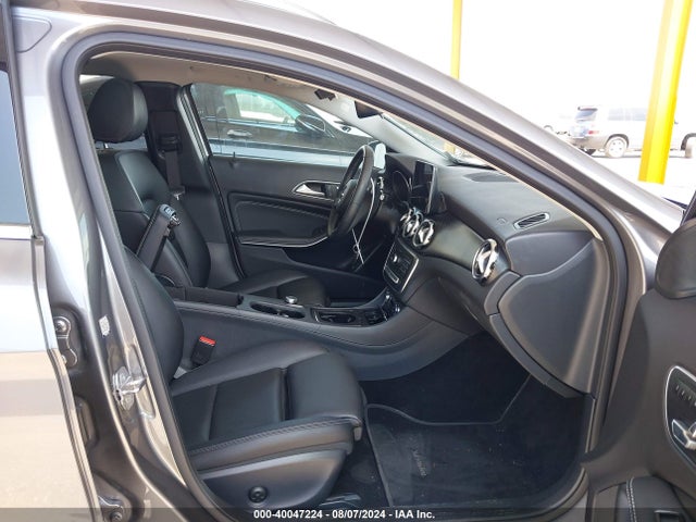 WDCTG4EB6LJ651698 Mercedes-Benz GLA 250