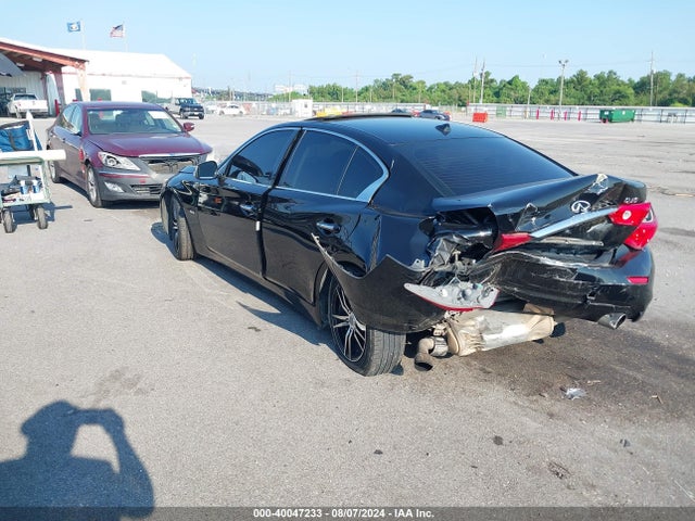 JN1EV7APXHM732963 Infiniti Q50 3.0t Premium