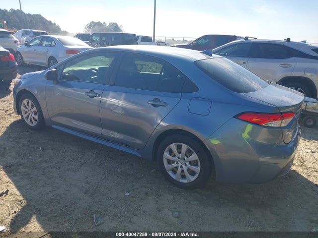 Toyota COROLLA LE 2021 JTDEPMAE3MJ187575 Image 3