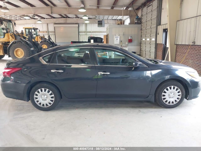 Nissan Altima 2.5 S 2017 1N4AL3AP5HC483865 Image 13