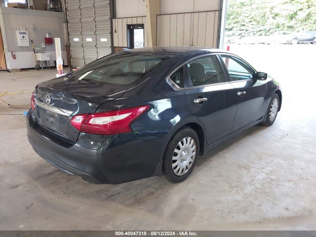 Nissan Altima 2.5 S 2017 1N4AL3AP5HC483865 Image 4