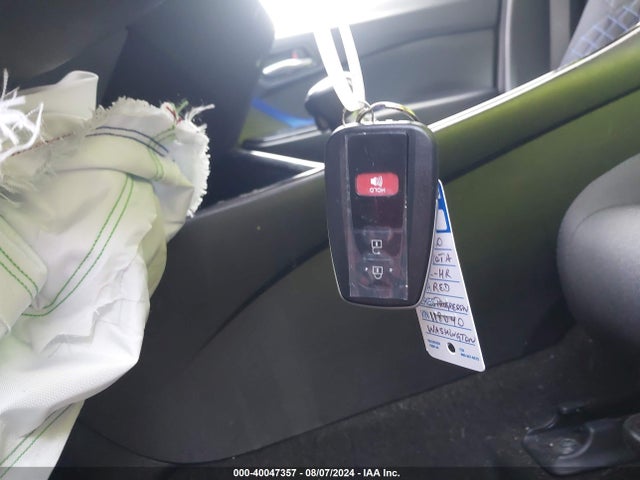 Toyota C-HR XLE 2020 NMTKHMBX4LR118040 Image 11
