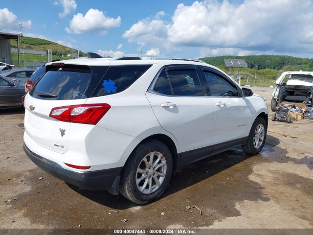 Chevrolet EQUINOX LT 2018 2GNAXSEV4J6102367 Image 4