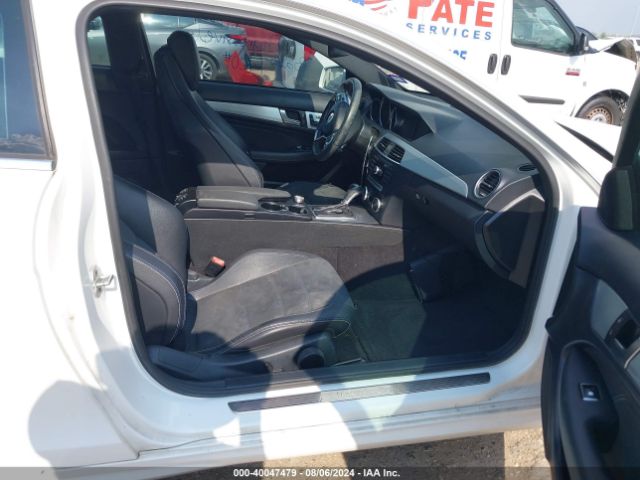 WDDGJ4HB3FG373614 Mercedes-Benz C 250