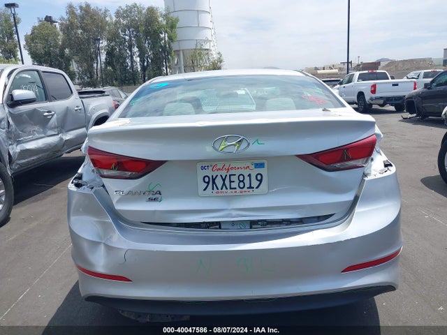 Hyundai ELANTRA SE 2018 KMHD74LFXJU646110 Image 6