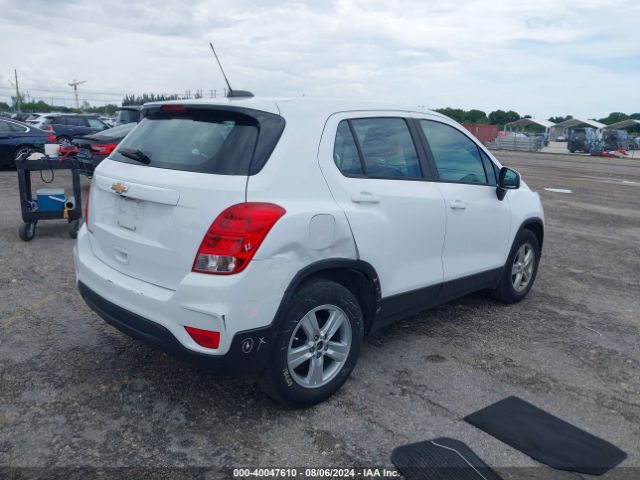 KL7CJKSB2LB064440 Chevrolet Trax Fwd Ls