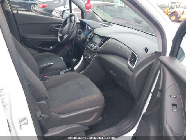 KL7CJKSB2LB064440 Chevrolet Trax Fwd Ls