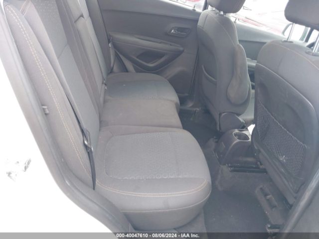 KL7CJKSB2LB064440 Chevrolet Trax Fwd Ls
