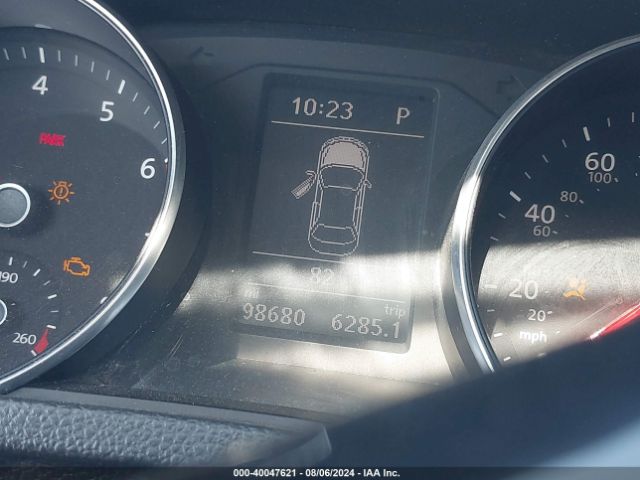 1VWAT7A36HC021696 Volkswagen Passat 1.8t S