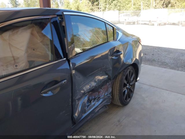 JM1GL1WY6M1606220 Mazda Mazda6 Carbon Edition