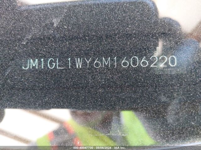 JM1GL1WY6M1606220 Mazda Mazda6 Carbon Edition
