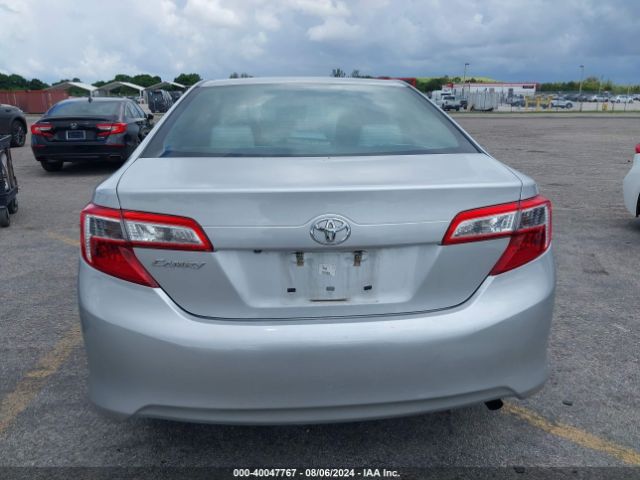 4T1BF1FK2EU859009 Toyota CAMRY L