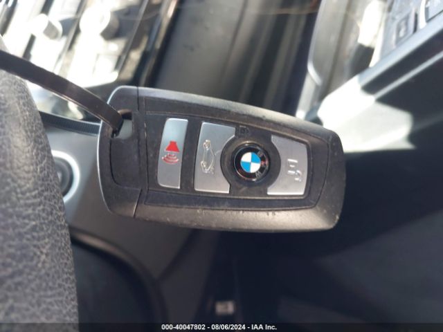 WBA8A9C36HK864848 BMW 320i