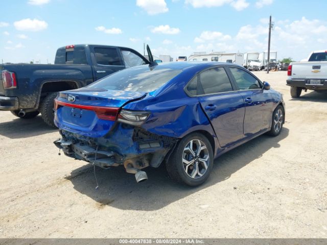 3KPF24AD5ME344045 KIA Forte Lxs