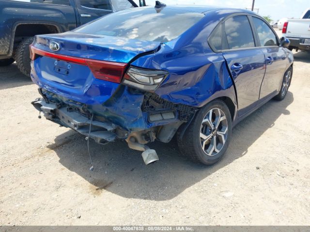 3KPF24AD5ME344045 KIA Forte Lxs