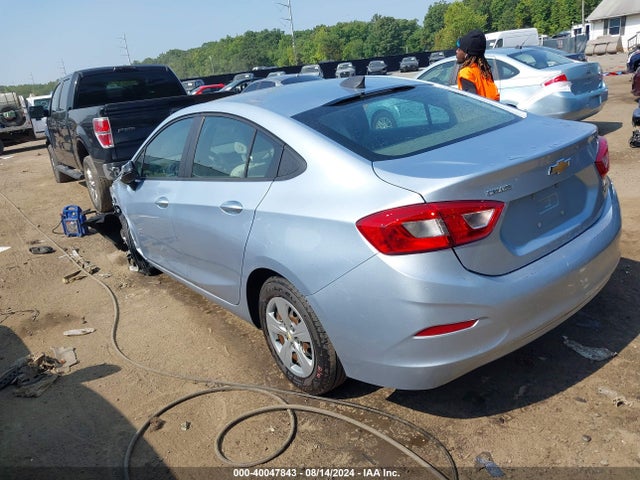 Chevrolet Cruze Ls Auto 2018 1G1BC5SM3J7135360 Image 3